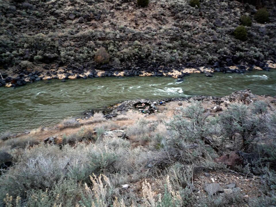 The Rio Grande and the main pool at Manby Hot Spring